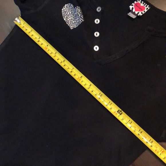 💔 Heartache Henley Crystal Heart embellished front and back long sleeve top - Picture 7 of 8